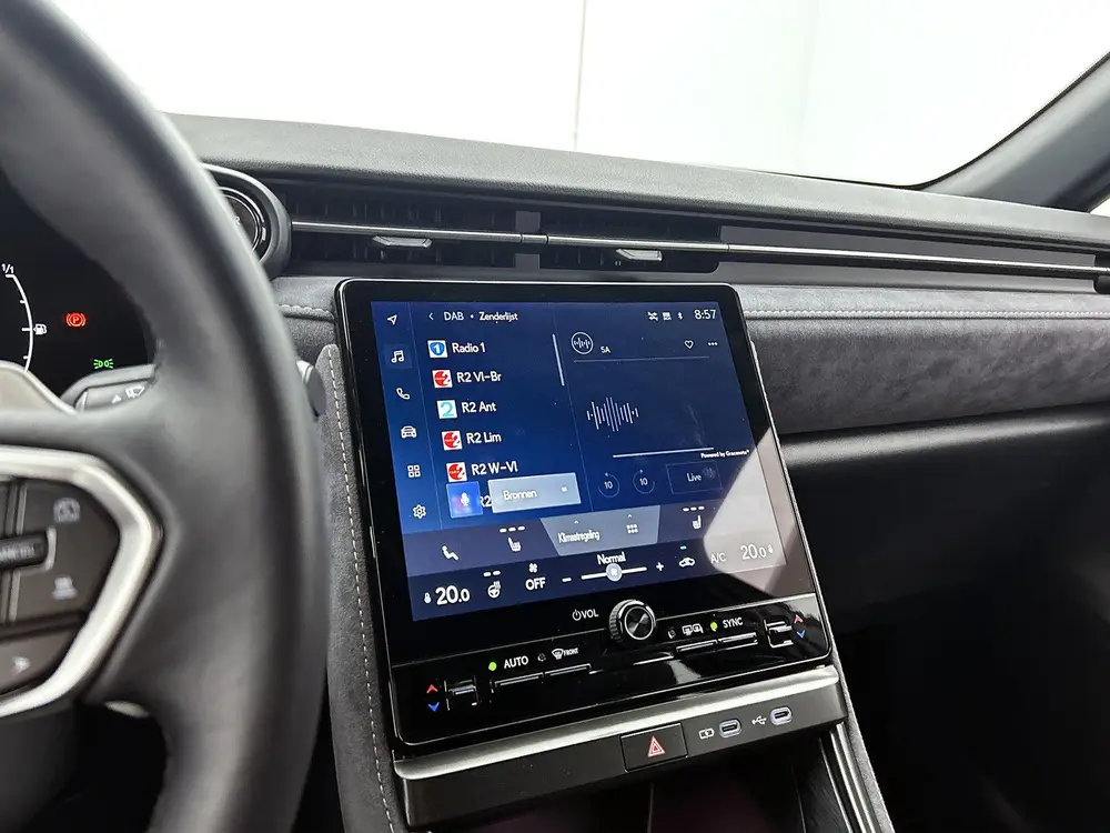 Lexus LBX Cool 2WD uit 2025, foto 7