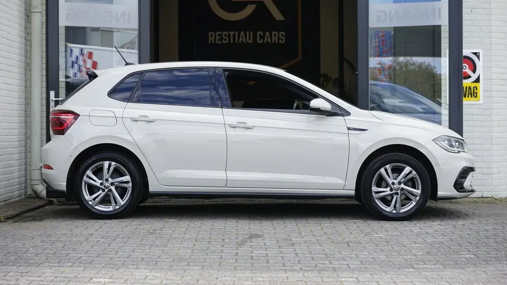 Volkswagen Polo 1.0 TSI R-Line AUTOMAAT |CAMERA|CARPLAY|CLIM uit 2022, foto 6