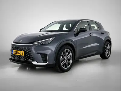 Lexus LBX Elegant 2WD uit 2024