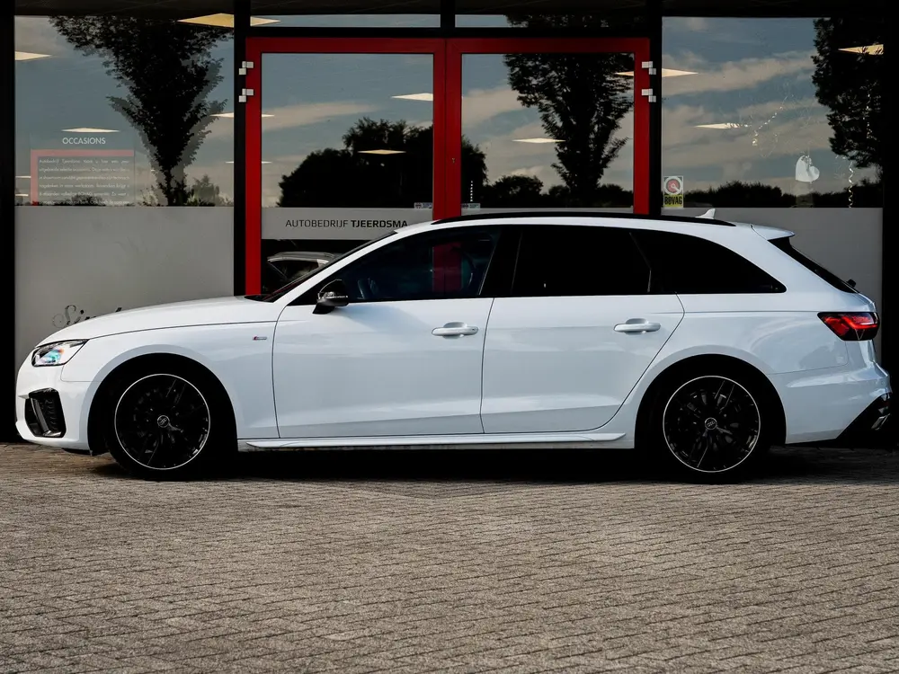 Audi A4 40 TFSI Launch edition S-Line uit 2019, foto 6