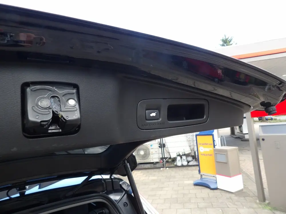 Honda Cr-V 2.0 Hybrid AWD Executive/ TREKHAAK /TREEPLANKEN/A uit 2020, foto 13