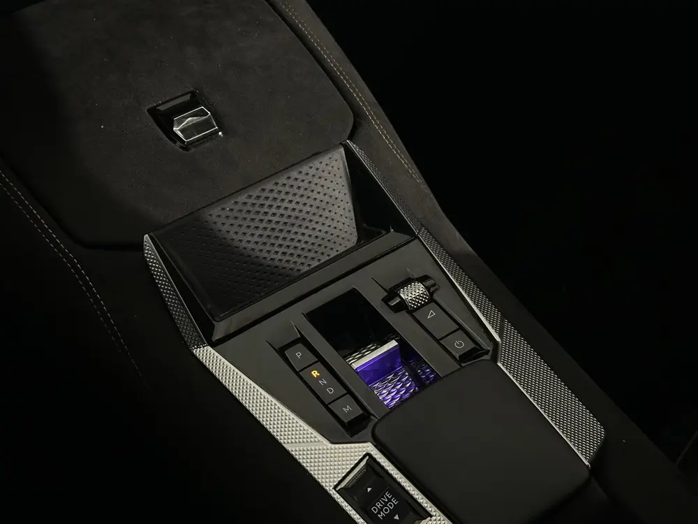 DS Automobiles DS 4 DS 4 1.2 PureTech Performance Line uit 2022, foto 18