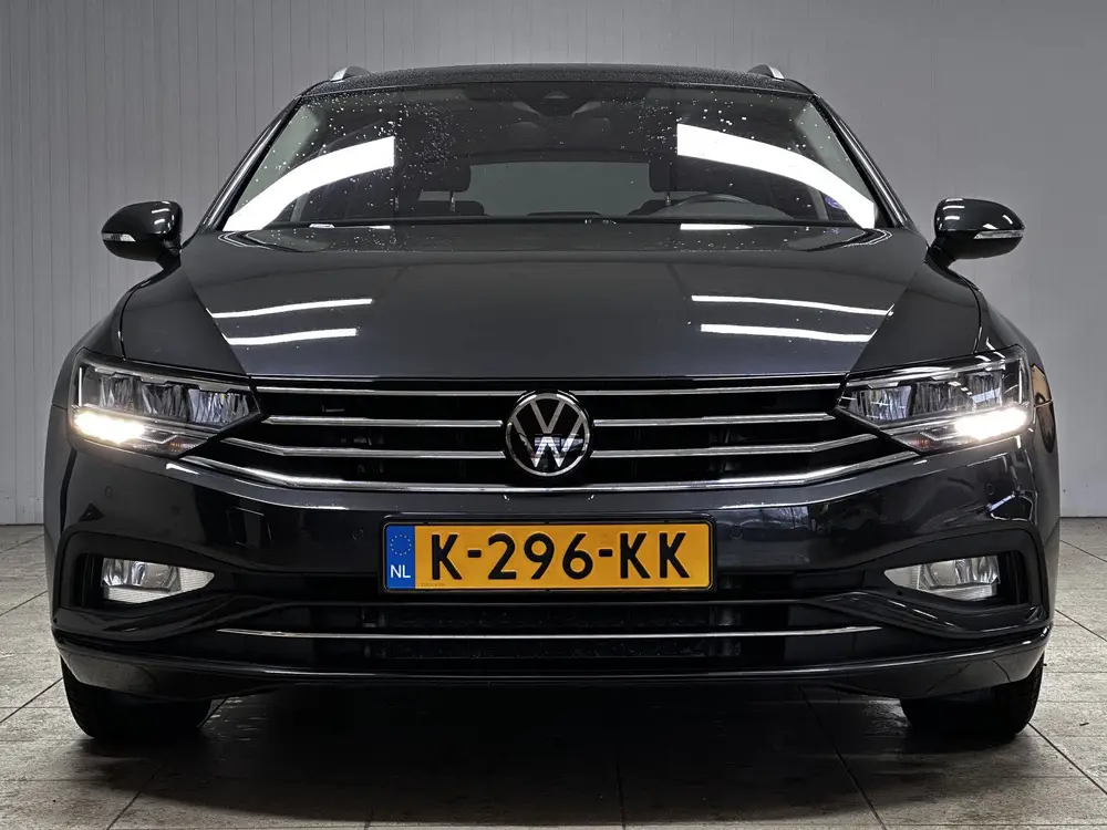 Volkswagen Passat Variant 1.5 TSI Business/ Trekhaak/ Virtua uit 2021, foto 2