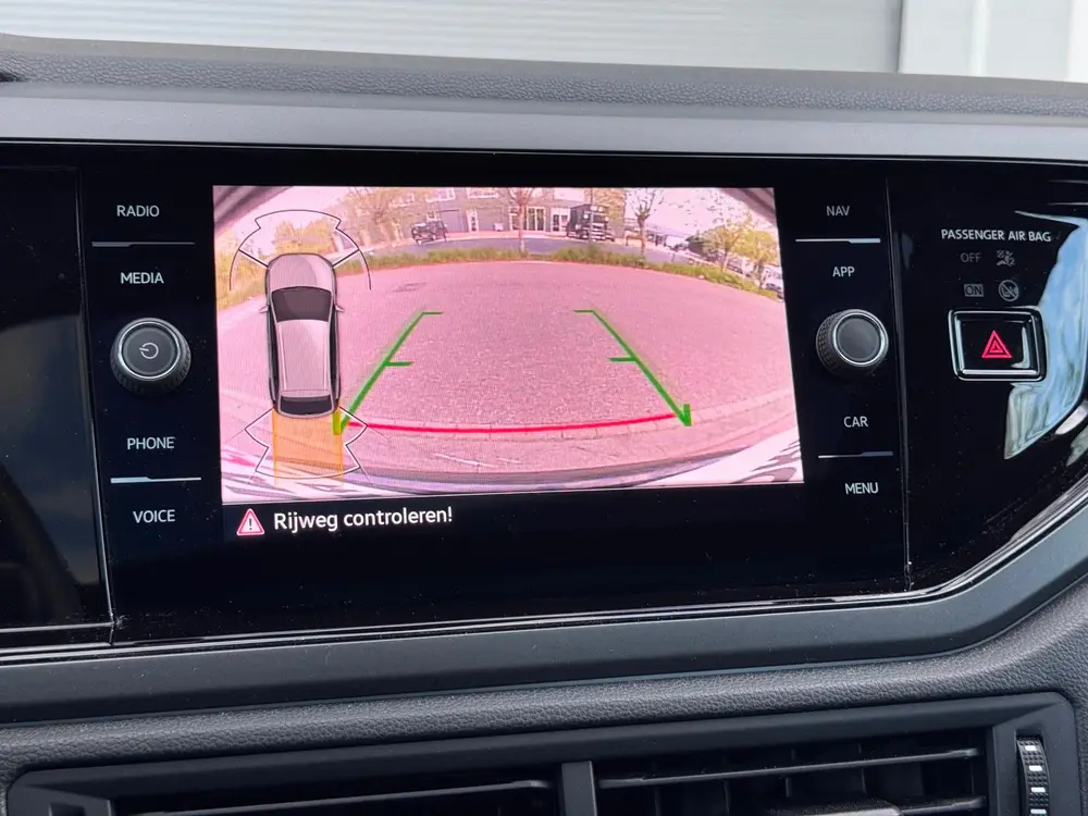 Volkswagen Taigo 1.5 TSI 3x R-Line Pano/Camera/AppleCarPlay uit 2023, foto 19