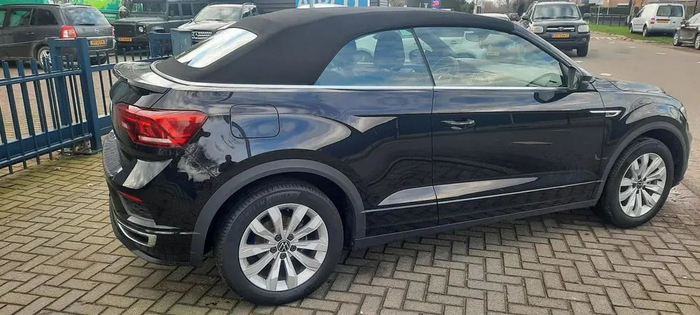 Volkswagen T-Roc Cabrio 1.5 TSI R-Line uit 2021, foto 3