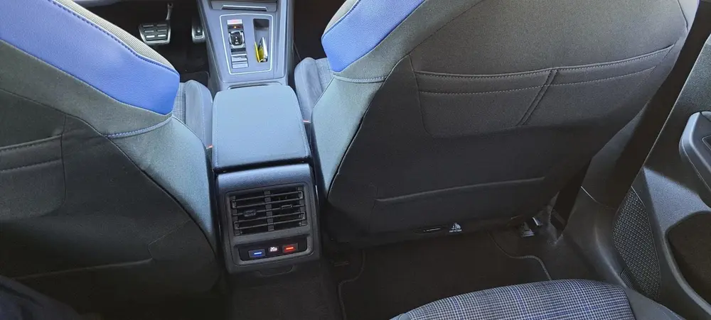 Volkswagen Golf 1.4 eHybrid GTE 245pk/panoramadak/led/carpla uit 2021, foto 10