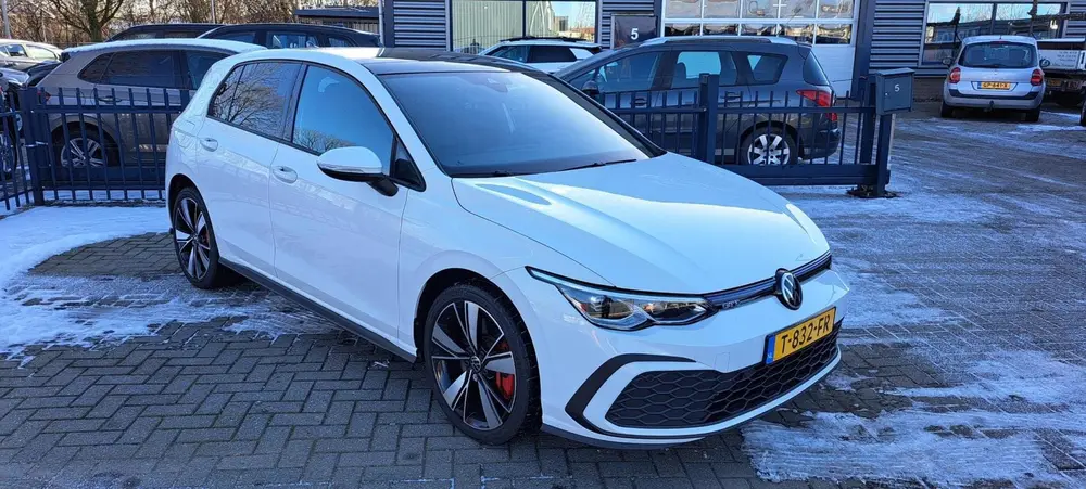 Volkswagen Golf 1.4 eHybrid GTE 245pk/panoramadak/led/carpla uit 2021, foto 2