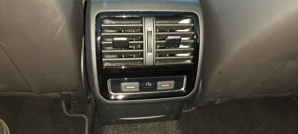 Volkswagen Passat Variant 1.5 TSI R-Line Business +Pano dak uit 2020, foto 11
