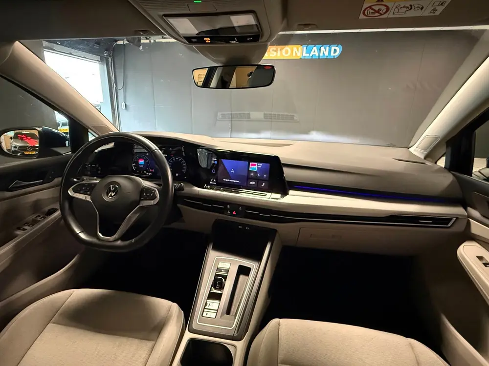 Volkswagen GOLF 1.5 eTSI Life Business|LED|SFEER|ACC|STUURV| uit 2022, foto 12