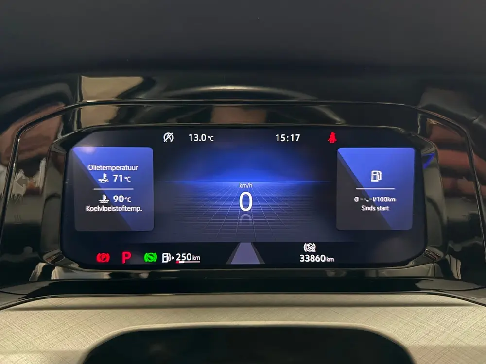 Volkswagen GOLF 1.5 eTSI Life Business|LED|SFEER|ACC|STUURV| uit 2022, foto 18