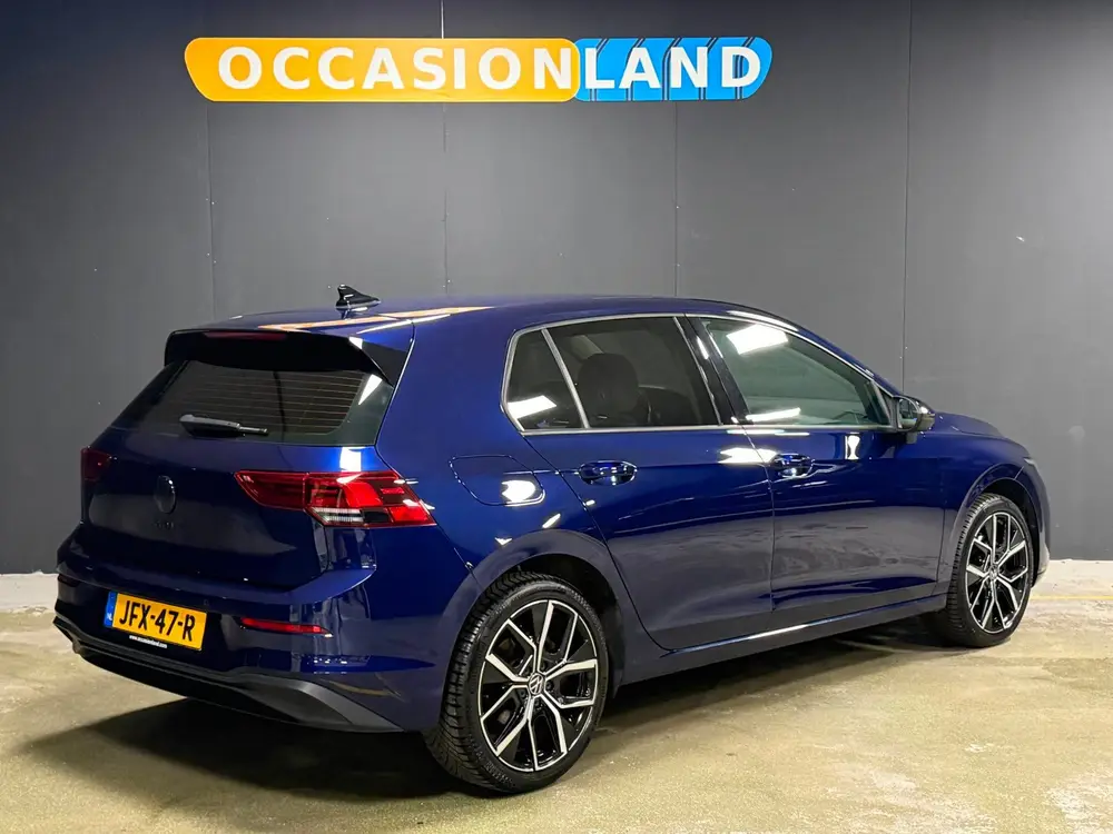 Volkswagen GOLF 1.5 eTSI Life Business|LED|SFEER|ACC|STUURV| uit 2022, foto 2