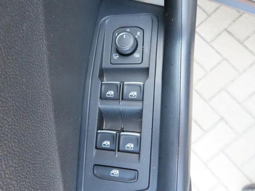 Volkswagen T-ROC 1.5 TSI DSG Ecc Acc Led 2x Pdc Panorama Dak uit 2020, foto 18