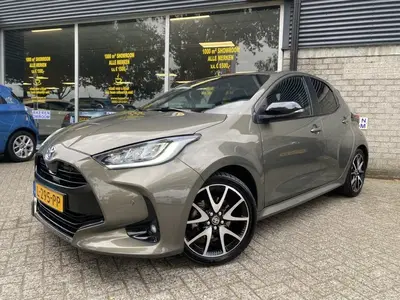 Toyota Yaris 1.5 Hybrid Executive JBL uit 2021