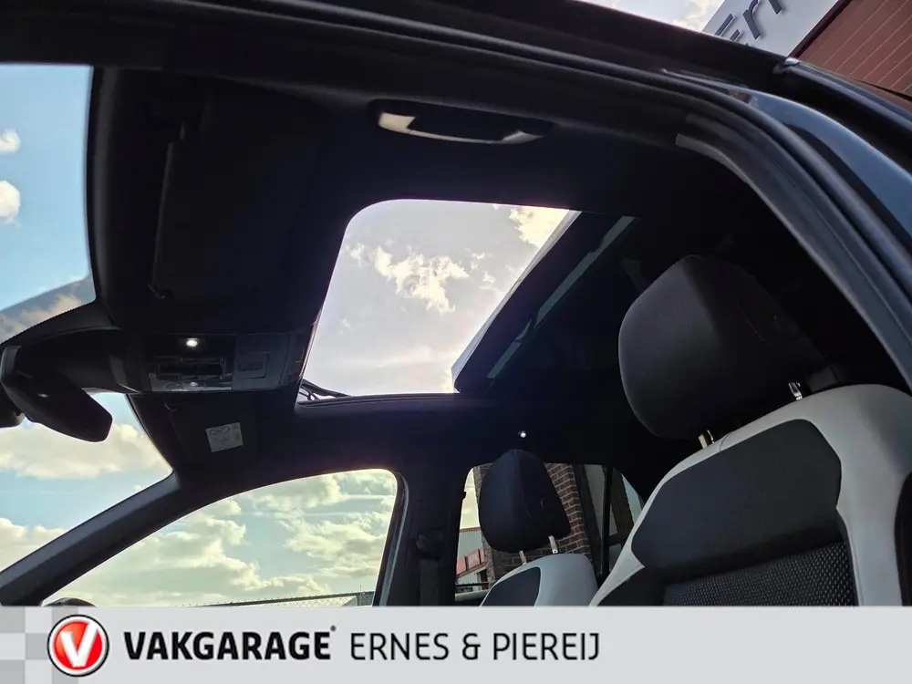 Volkswagen T-Roc 1.5 TSI Style Business *Garantie mogelijk t uit 2020, foto 3