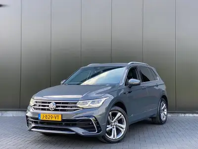 Volkswagen Tiguan 1.5 TSI R-Line Business+ (bj 2020) uit 2020