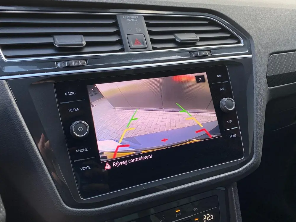 Volkswagen Tiguan 1.5 TSI R-Line Business+ (bj 2020) uit 2020, foto 10