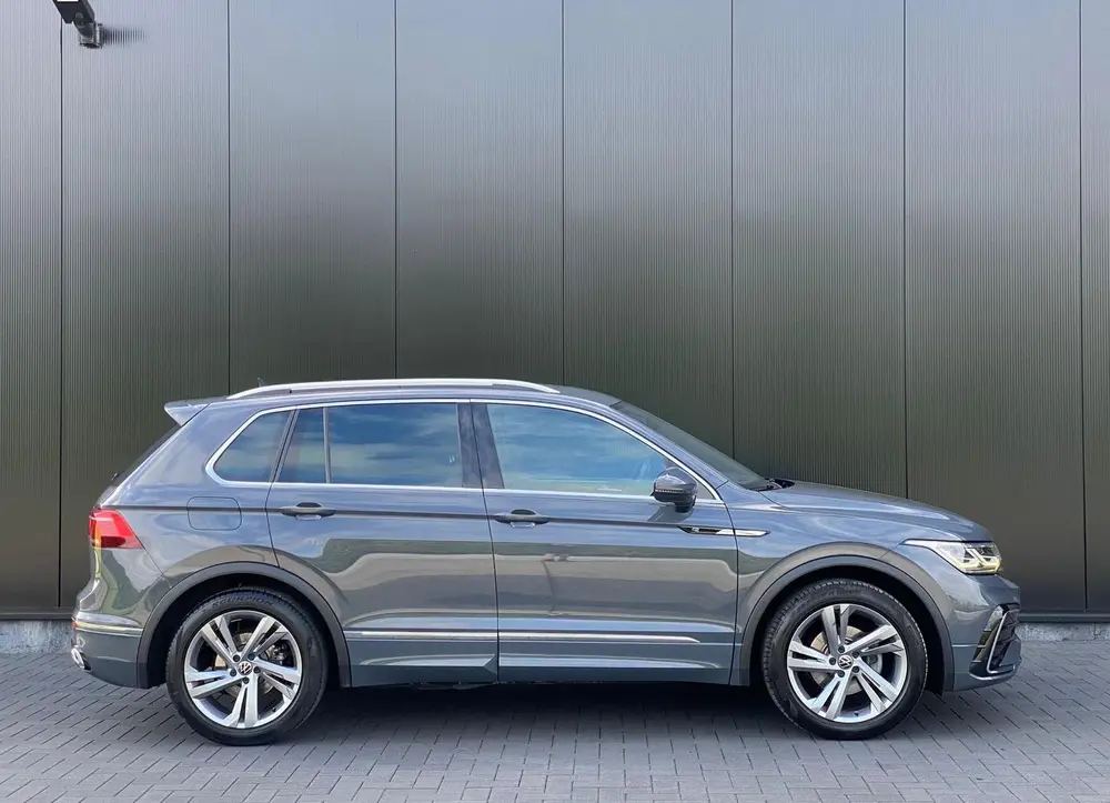 Volkswagen Tiguan 1.5 TSI R-Line Business+ (bj 2020) uit 2020, foto 6