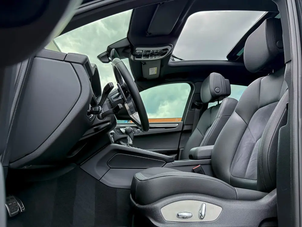 Porsche Macan 3.0 S 354pk V6 PDK SportDesign GTS NIEUW M uit 2019, foto 3
