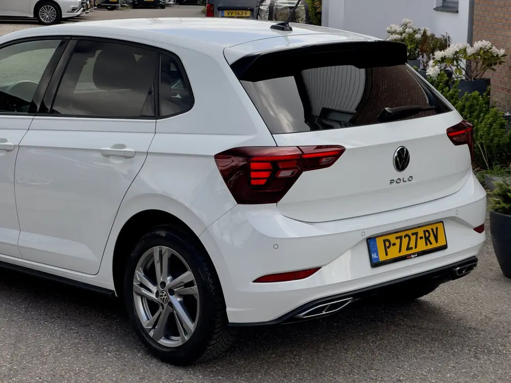 Volkswagen Polo 1.0 TSI R-LINE NAVI CAMERA DIGI-DASH APPLE-C uit 2022, foto 16