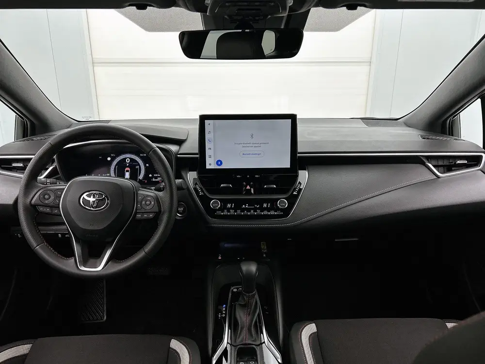 Toyota Corolla Hybrid 180 GR Sport uit 2026, foto 4