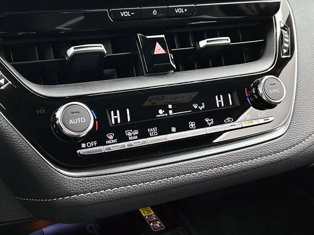 Toyota Corolla Hybrid 180 GR Sport uit 2026, foto 9