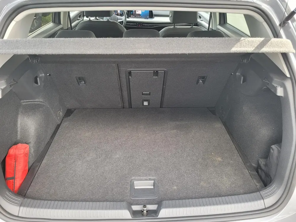 Volkswagen Golf 1.5 eTSI Life Business | Navigatie | Winter uit 2023, foto 9