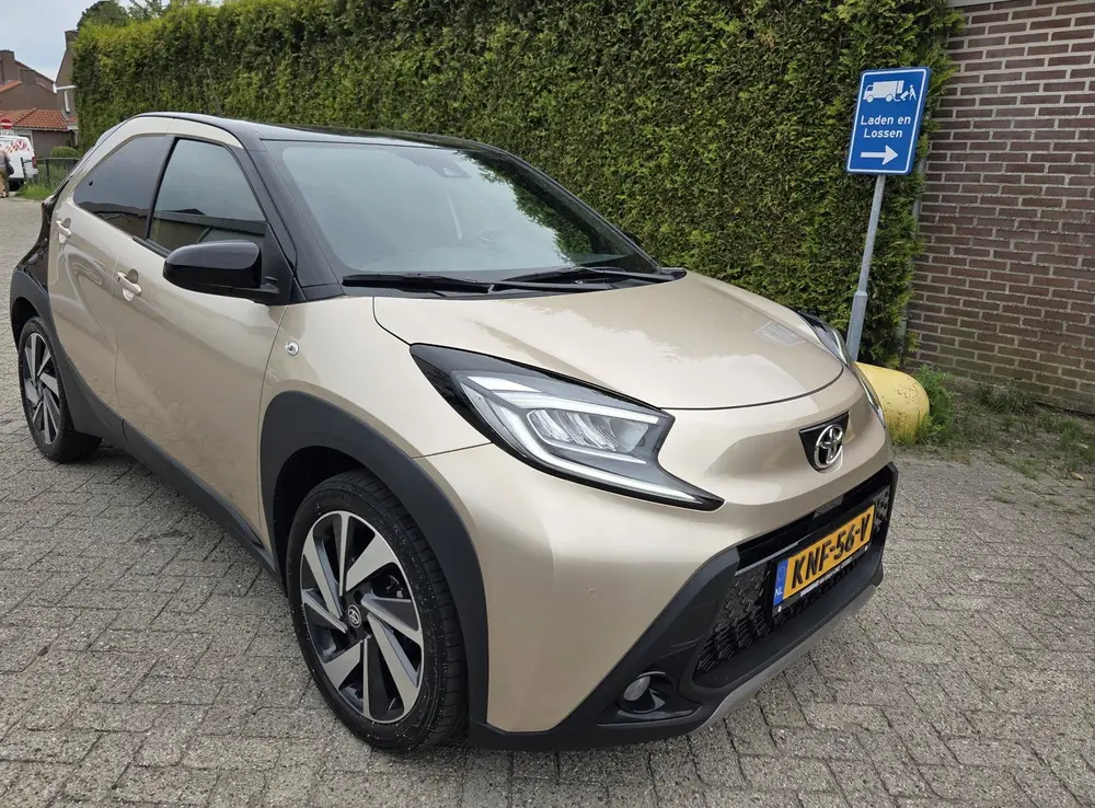 Toyota Aygo X 1.0 VVT-i S-CVT Envy uit 2024, foto 2