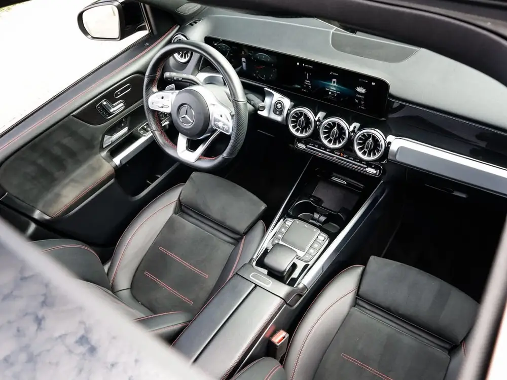 Mercedes-Benz GLB 200 Business Solution AMG 2e-Eig. & Keurig uit 2022, foto 3