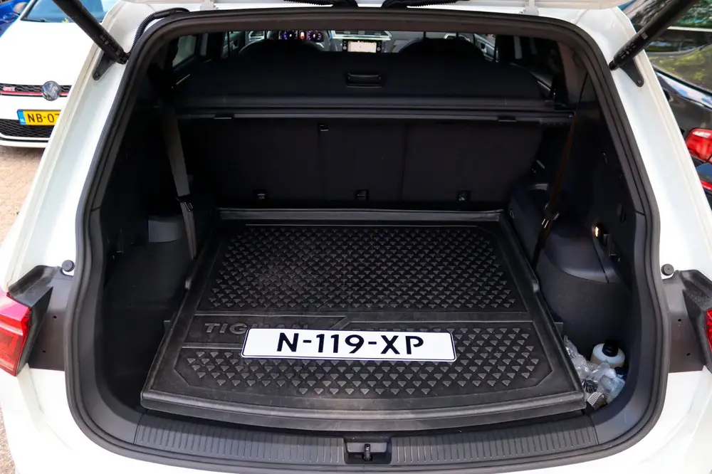 Volkswagen Tiguan Allspace 1.5 TSI 3x R-Line LPG PANO 1E EIG uit 2022, foto 16