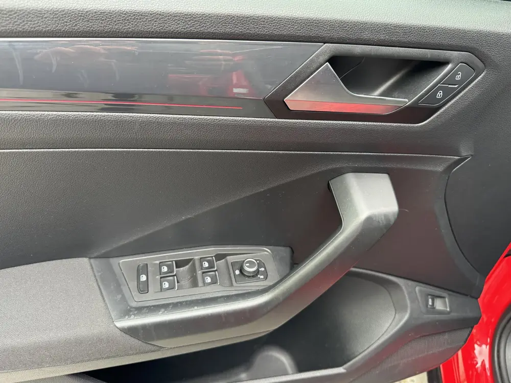 Volkswagen T-Roc 1.5 TSI 150pk DSG Sport Stoelverwarming Vir uit 2019, foto 8