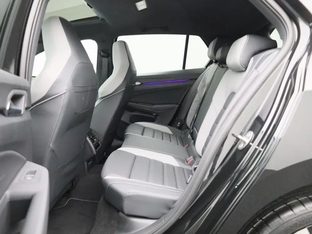 Volkswagen Golf 1.5 eHybrid GTE 272 PK | DEMO | VOLLEDIG LED uit 2025, foto 11