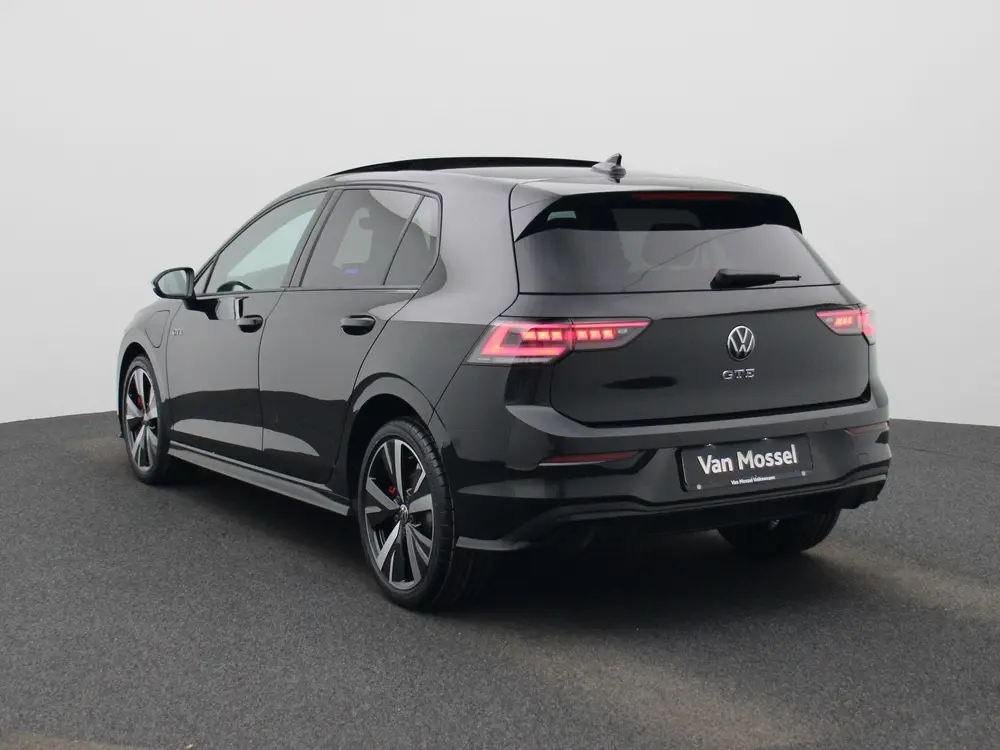 Volkswagen Golf 1.5 eHybrid GTE 272 PK | DEMO | VOLLEDIG LED uit 2025, foto 2