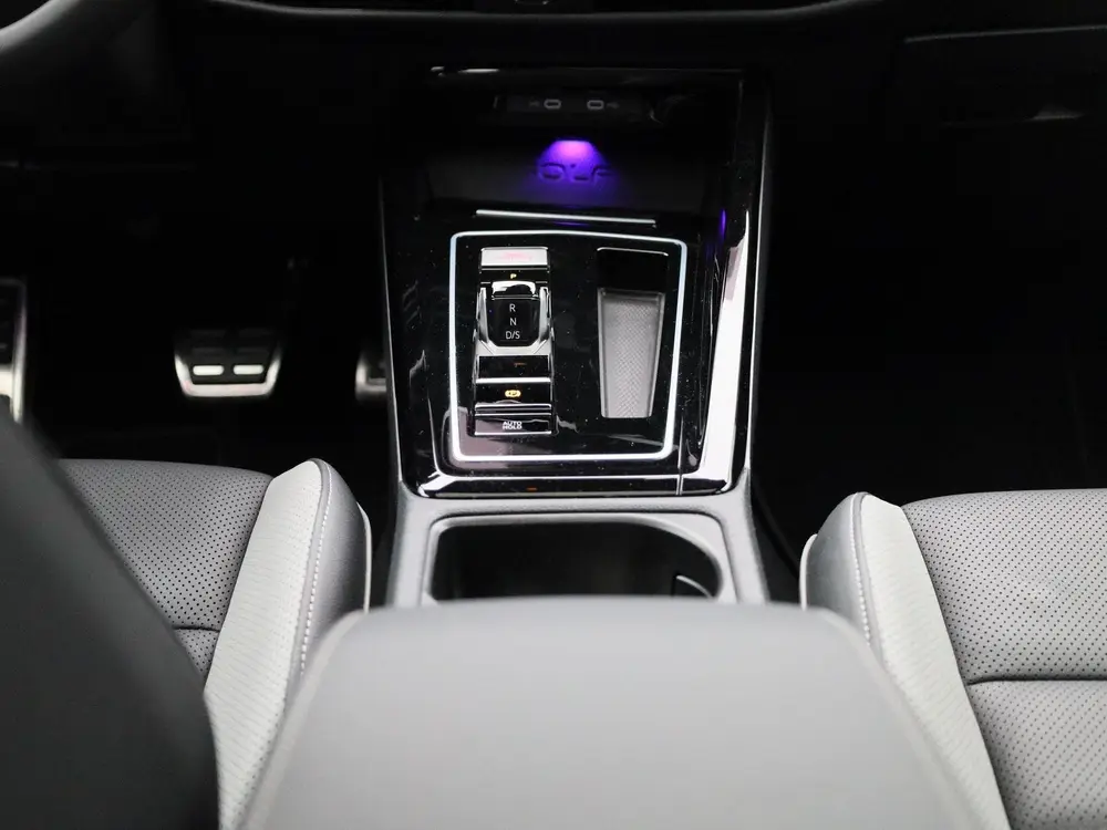 Volkswagen Golf 1.5 eHybrid GTE 272 PK | DEMO | VOLLEDIG LED uit 2025, foto 9