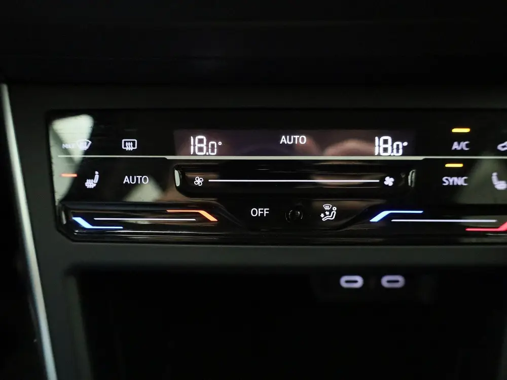 Volkswagen Polo 1.0 TSI Life Business 95pk | Navigatie | App uit 2022, foto 20