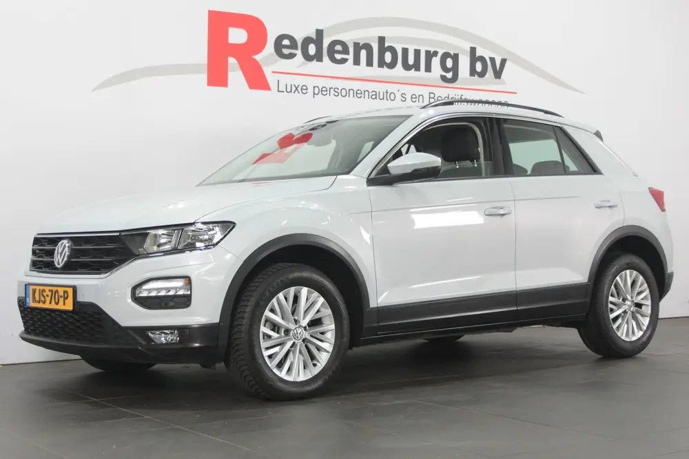 Volkswagen T-Roc 1.0 TSI Style - PDC / Stoelverw / Rijstrook uit 2019