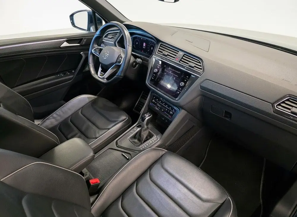 Volkswagen TIGUAN 1.4 TSI eHybrid R-Line Business+ uit 2021, foto 20