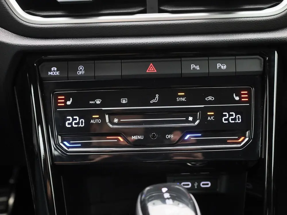 Volkswagen T-Roc Cabrio 1.5 TSI R-Line 150 PK| Trekhaak | Na uit 2025, foto 17