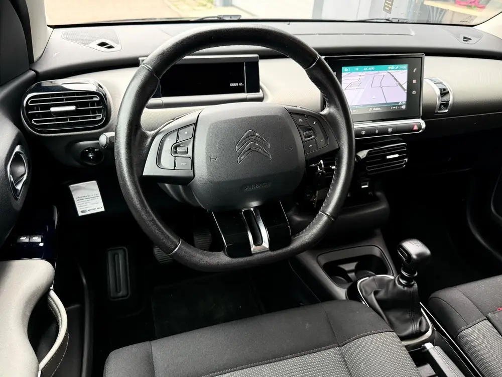 Citroën C4 Cactus Citroen C4 Cactus 1.2 PureTech Business uit 2019, foto 4