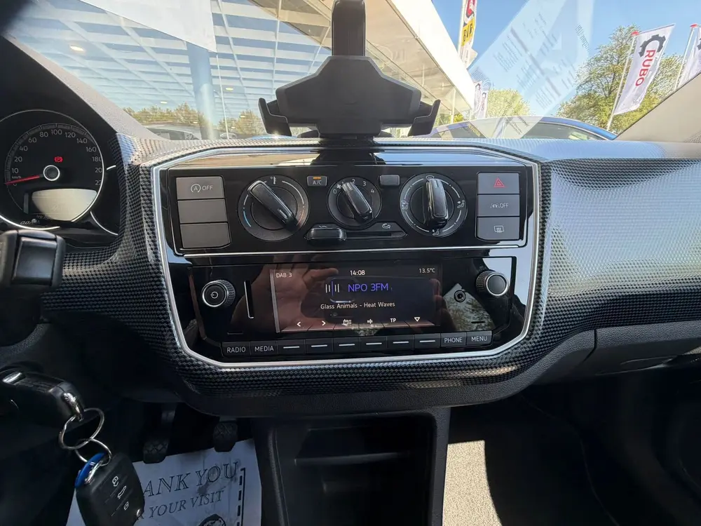 Volkswagen Up! 1.0 uit 2023, foto 9