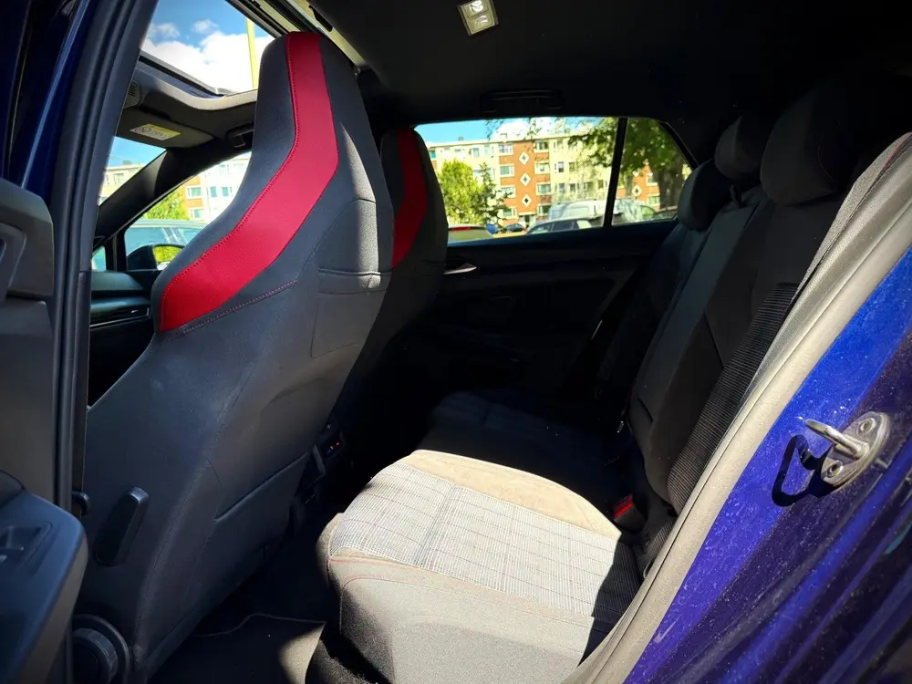 Volkswagen GOLF 8 2.0 TSI GTI | PANO | LED | CAMERA | H&K | uit 2021, foto 14