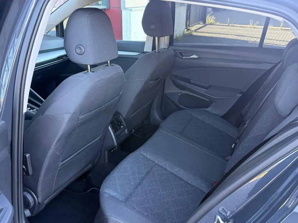 Volkswagen Golf 1.0 eTSI Life Business / Naviagtie/Automaat/ uit 2022, foto 13