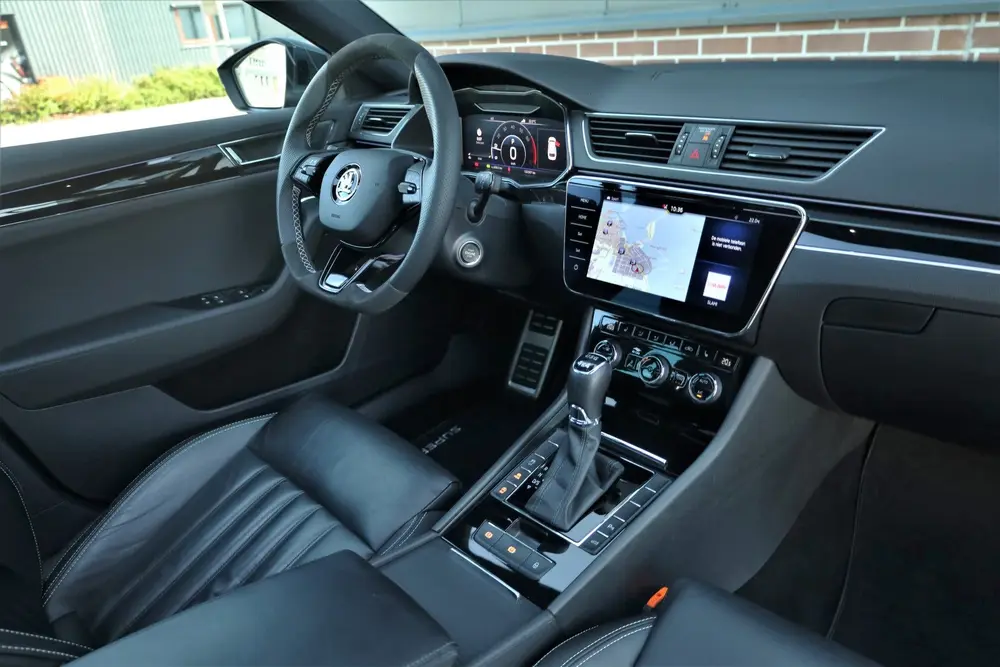 Skoda Superb 2.0 TSI 4x4 DSG Laurin & Klement 425pk sl uit 2019, foto 12