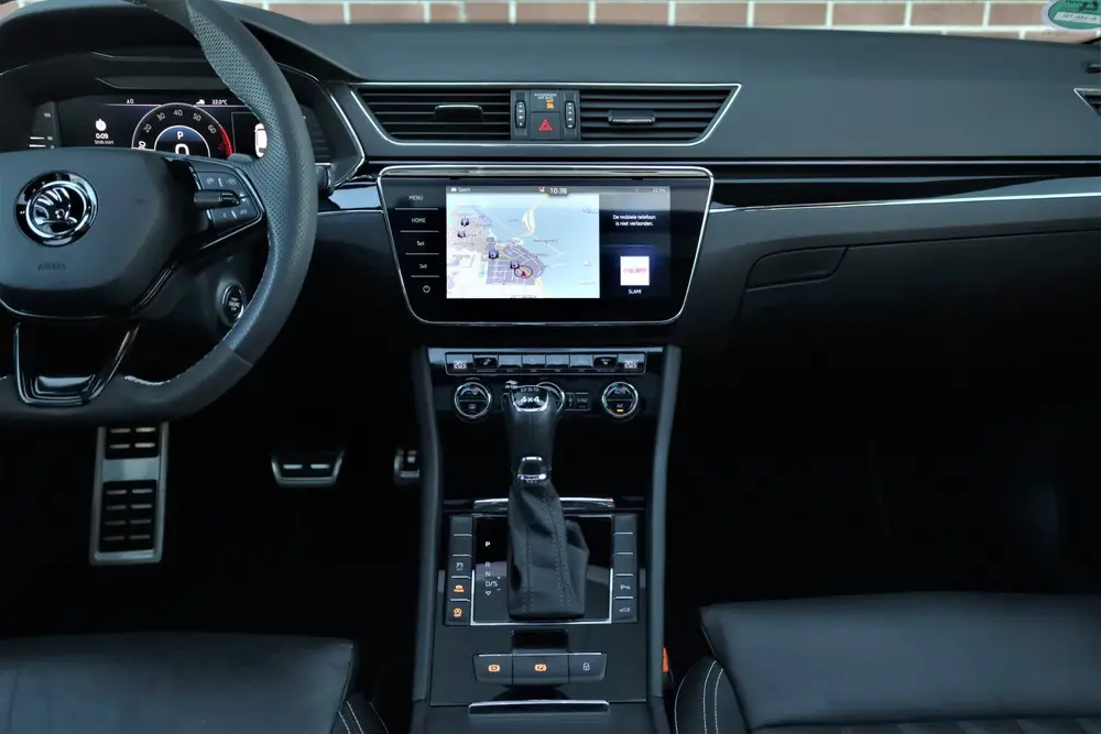 Skoda Superb 2.0 TSI 4x4 DSG Laurin & Klement 425pk sl uit 2019, foto 15