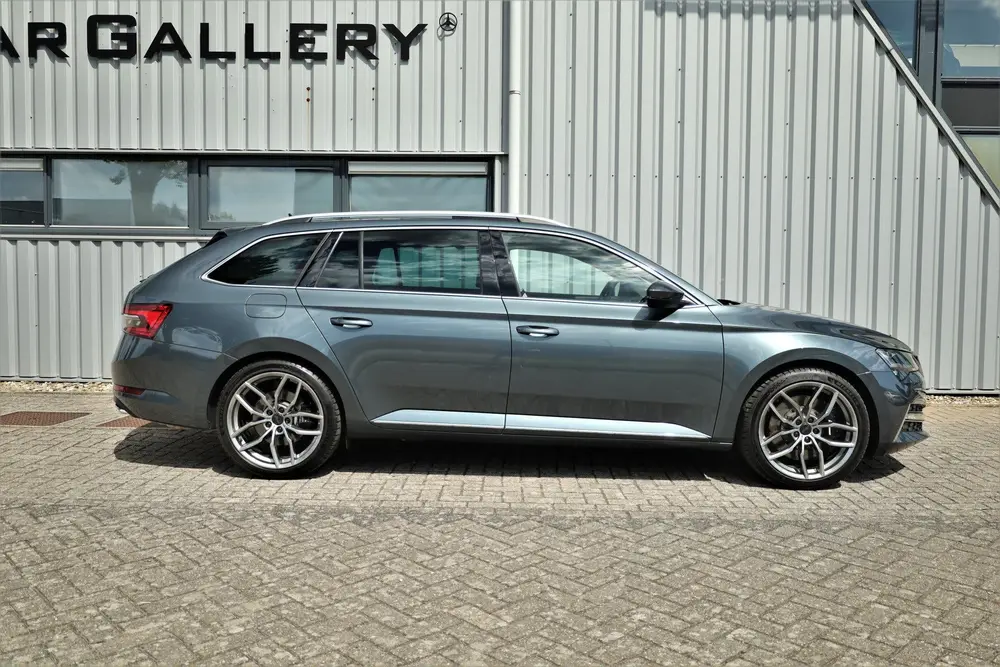 Skoda Superb 2.0 TSI 4x4 DSG Laurin & Klement 425pk sl uit 2019, foto 3