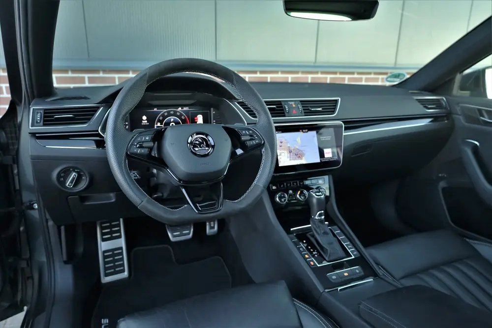 Skoda Superb 2.0 TSI 4x4 DSG Laurin & Klement 425pk sl uit 2019, foto 6