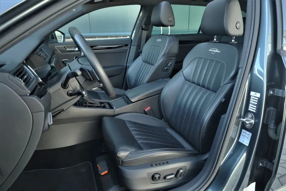 Skoda Superb 2.0 TSI 4x4 DSG Laurin & Klement 425pk sl uit 2019, foto 7
