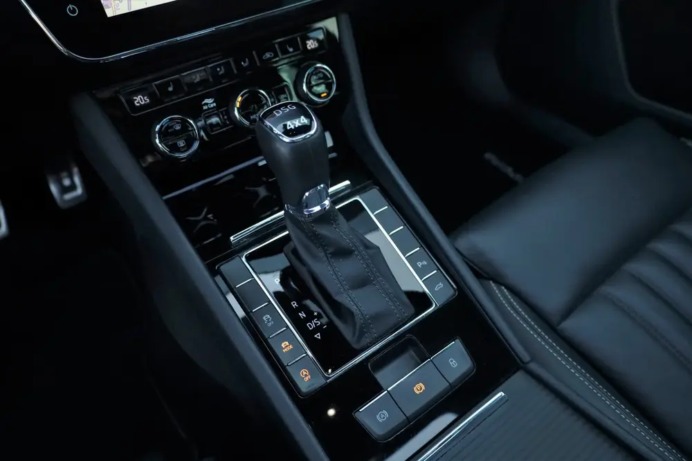 Skoda Superb 2.0 TSI 4x4 DSG Laurin & Klement 425pk sl uit 2019, foto 8
