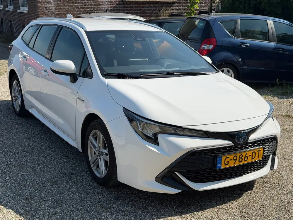 Toyota Corolla Touring Sports 1.8 Hybrid Active Adaptief Cru uit 2019, foto 3