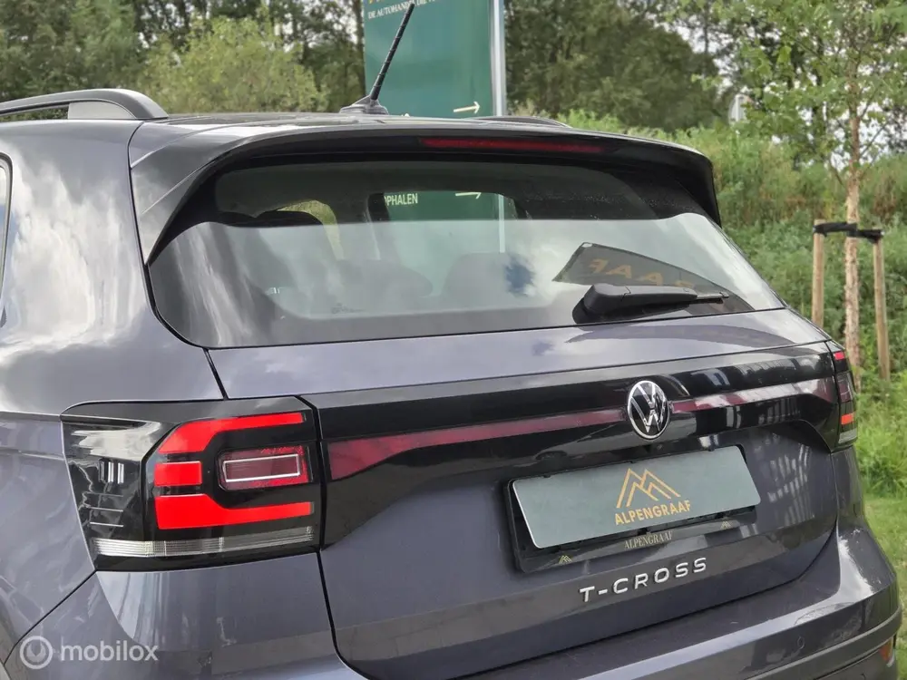 Volkswagen T-Cross 1.0 TSI Life Virtual|Camera|Carplay uit 2023, foto 4
