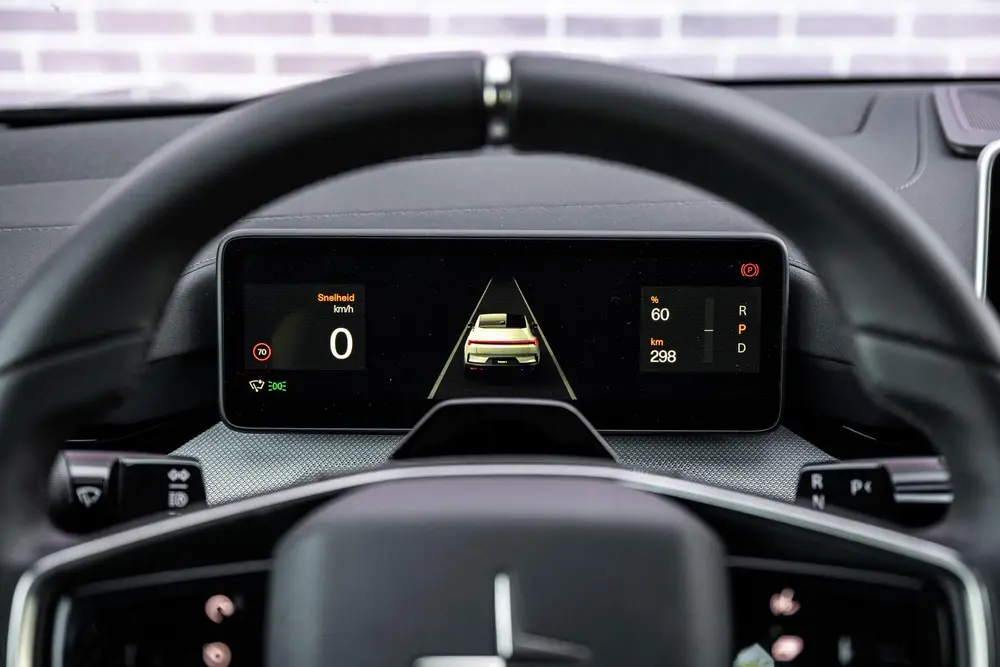 Polestar 4 Long Range Single motor 100 kWh uit 2024, foto 13